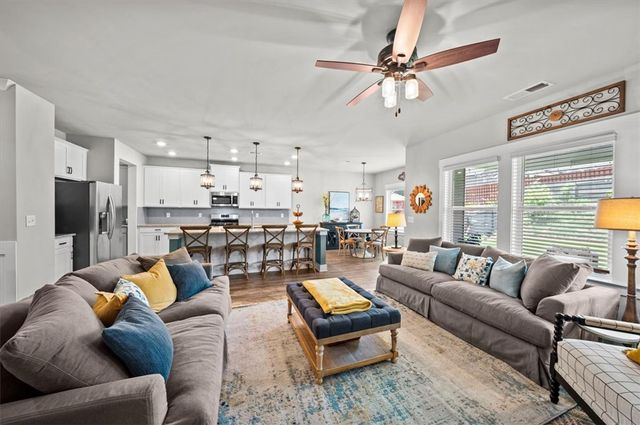404 Grantleigh Court, Simpsonville, SC 29680