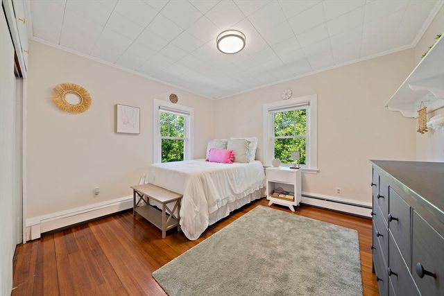 42 Brooks Place, West Bridgewater, MA 02379