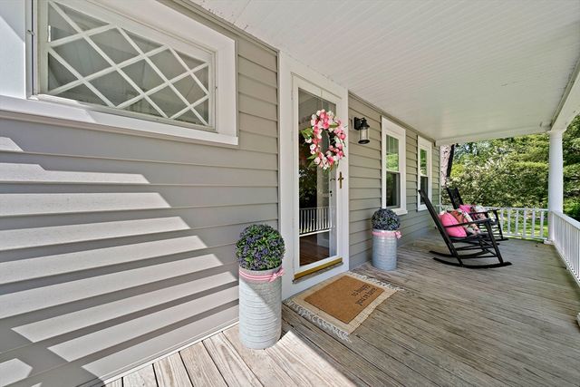 42 Brooks Place, West Bridgewater, MA 02379