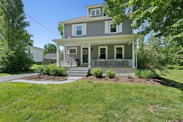 42 Brooks Place, West Bridgewater, MA 02379