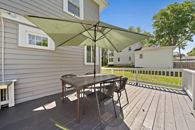 42 Brooks Place, West Bridgewater, MA 02379