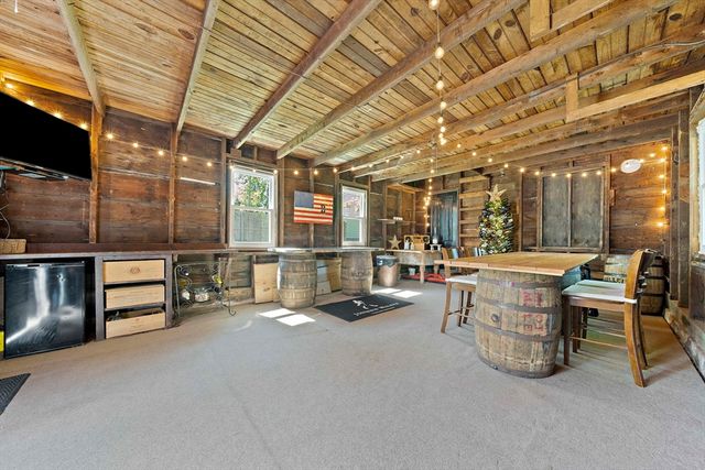 42 Brooks Place, West Bridgewater, MA 02379