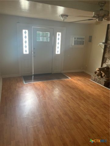 717 Surghnor Street, Belton, TX 76513
