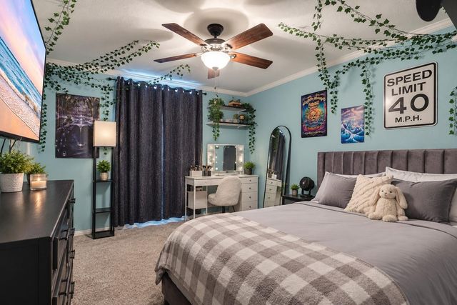 1001 Travis ST, Lockhart, TX 78644