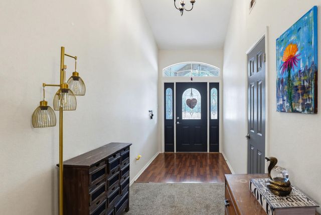 1001 Travis ST, Lockhart, TX 78644