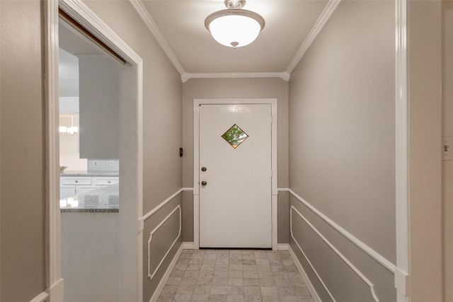 10902 Saint Marys Lane, Houston, TX 77079