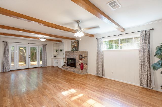 10902 Saint Marys Lane, Houston, TX 77079