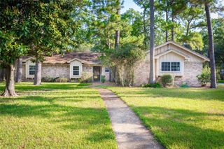 10902 Saint Marys Lane, Houston, TX 77079