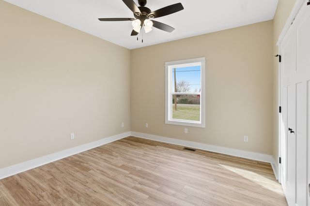 70 Castle St, Mcminnville, TN 37110