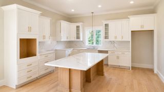 16 Matts Way, Seekonk, MA 02771