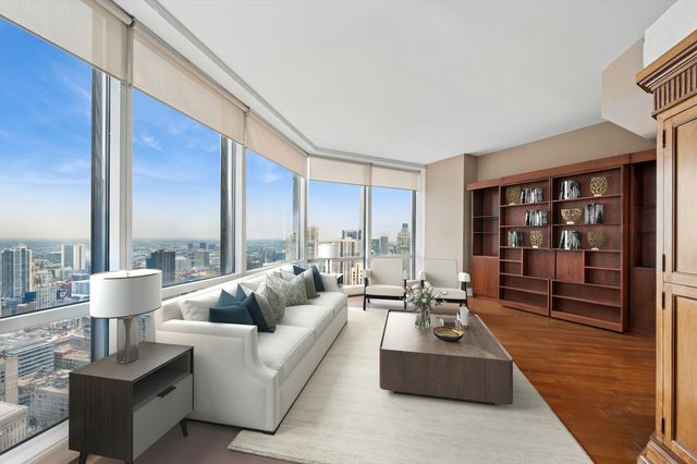 401 N Wabash Avenue 37F, Chicago, IL 60611