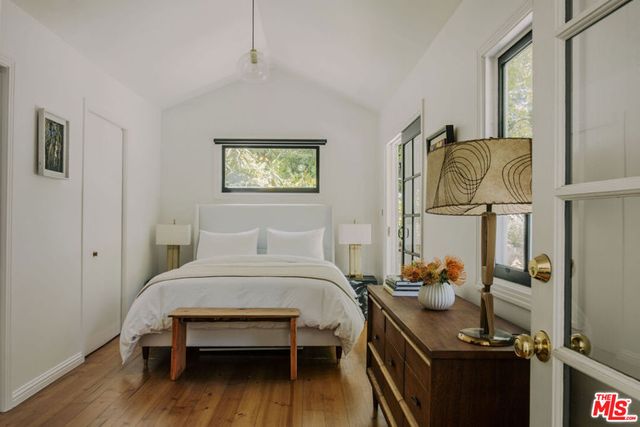2307 Holly Drive, Los Angeles, CA 90068
