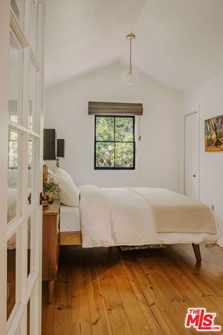 2307 Holly Drive, Los Angeles, CA 90068