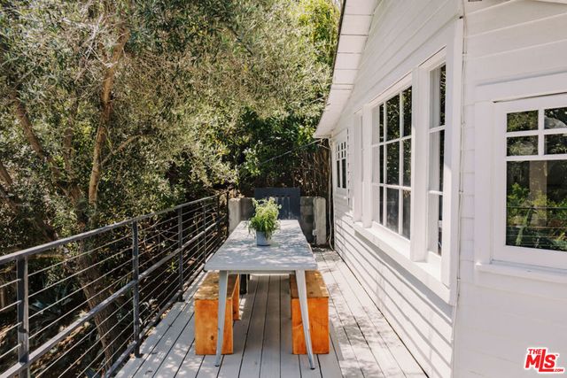 2307 Holly Drive, Los Angeles, CA 90068