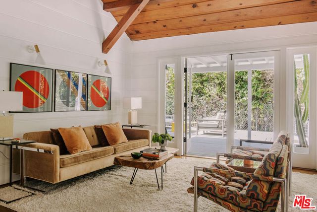 2307 Holly Drive, Los Angeles, CA 90068