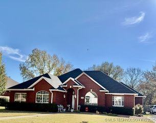 2412 S Rockford Parkway, Ardmore, OK 73401