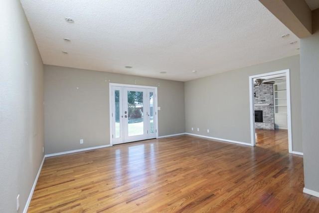 5274 N Nantucket Avenue, Fresno, CA 93704