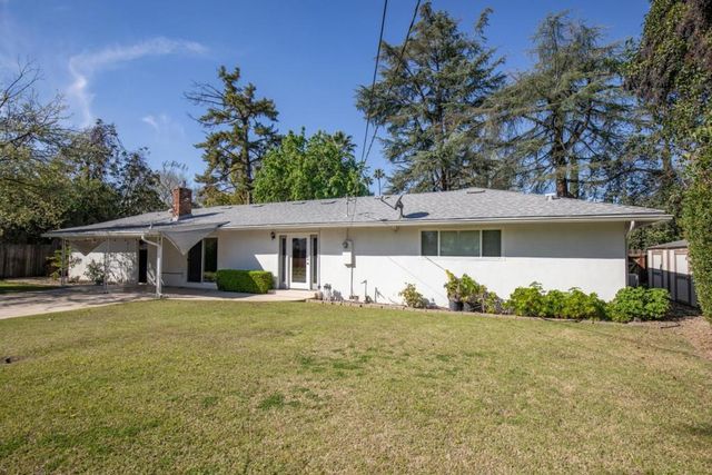 5274 N Nantucket Avenue, Fresno, CA 93704