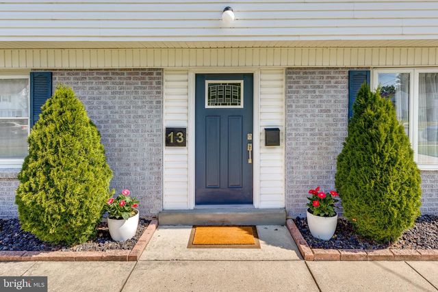 13 MARLBOROUGH AVE, Marlton, NJ 08053