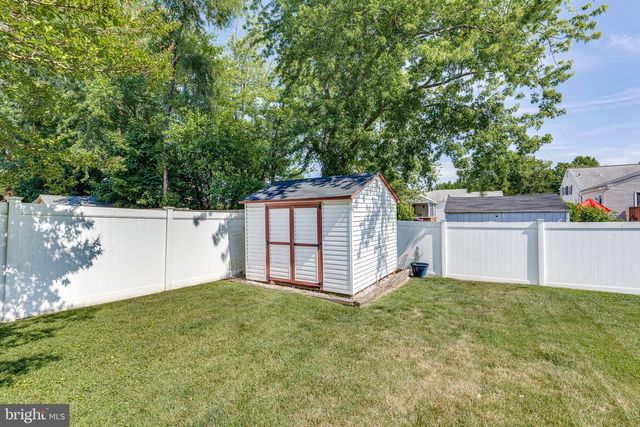 13 MARLBOROUGH AVE, Marlton, NJ 08053