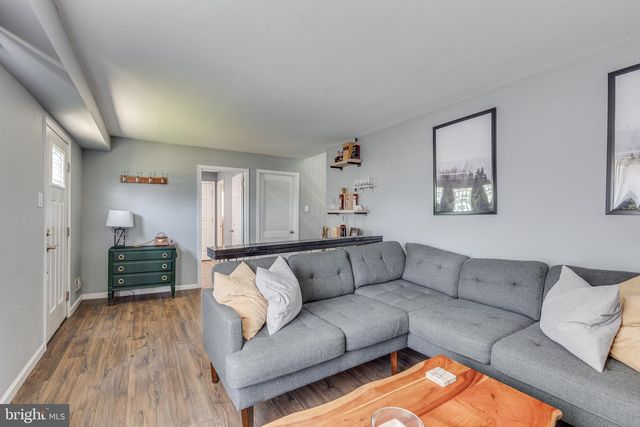 13 MARLBOROUGH AVE, Marlton, NJ 08053