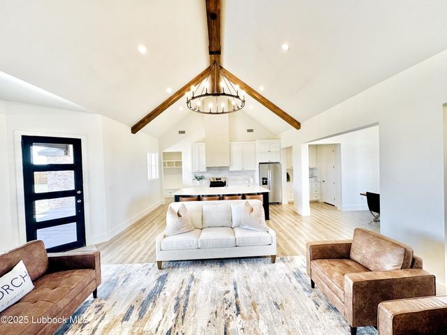 7211 W 12th Street, Plainview, TX 79072