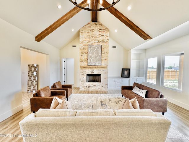 7211 W 12th Street, Plainview, TX 79072