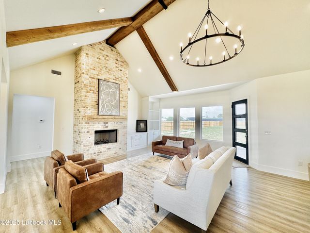 7211 W 12th Street, Plainview, TX 79072