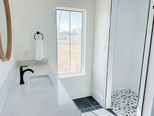 7211 W 12th Street, Plainview, TX 79072