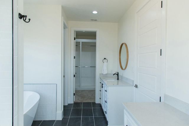 7211 W 12th Street, Plainview, TX 79072