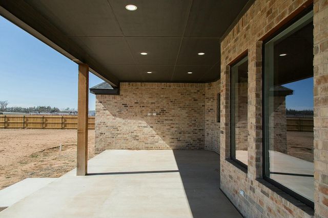 7211 W 12th Street, Plainview, TX 79072