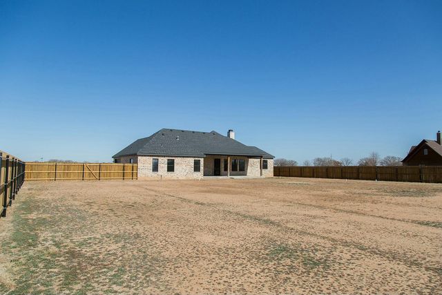 7211 W 12th Street, Plainview, TX 79072