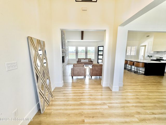 7211 W 12th Street, Plainview, TX 79072