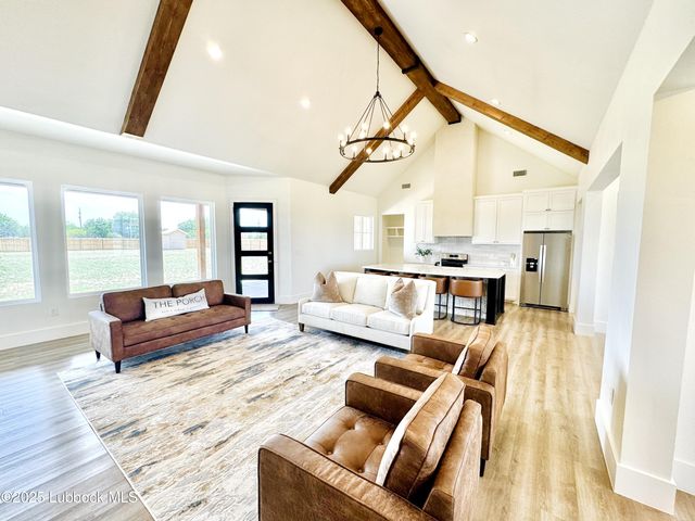 7211 W 12th Street, Plainview, TX 79072