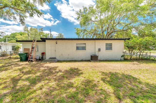 3202 E JEAN STREET, Tampa, FL 33610