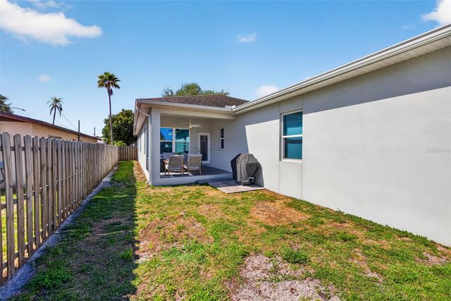 1137 55TH AVENUE N, St Petersburg, FL 33703