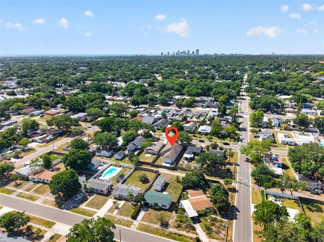 1137 55TH AVENUE N, St Petersburg, FL 33703
