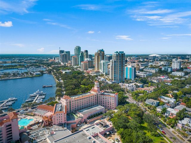 1137 55TH AVENUE N, St Petersburg, FL 33703