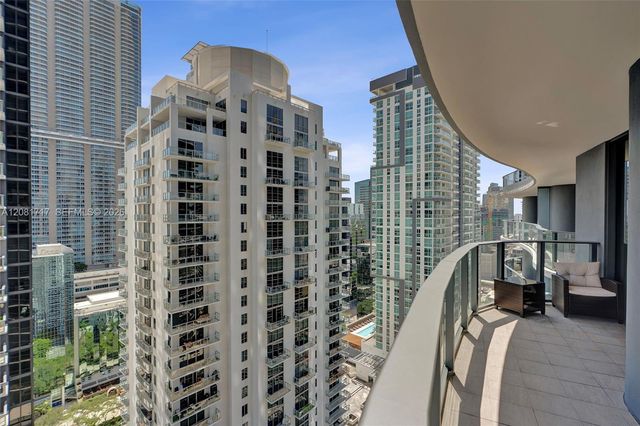 1000 Brickell Plaza 3105, Miami, FL 33131