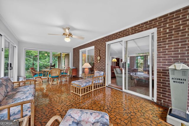 115 Farmstead Lane, Roswell, GA 30075