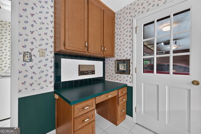 115 Farmstead Lane, Roswell, GA 30075