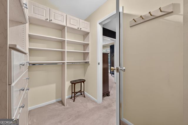 115 Farmstead Lane, Roswell, GA 30075