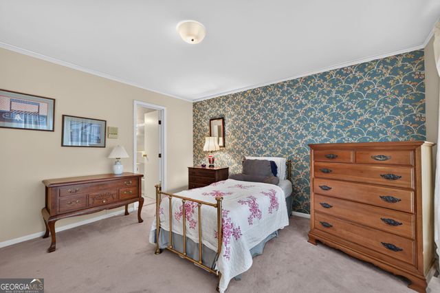 115 Farmstead Lane, Roswell, GA 30075