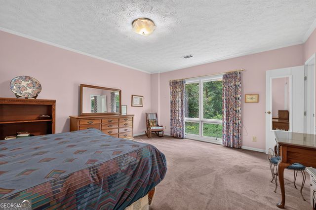 115 Farmstead Lane, Roswell, GA 30075