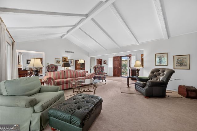 115 Farmstead Lane, Roswell, GA 30075