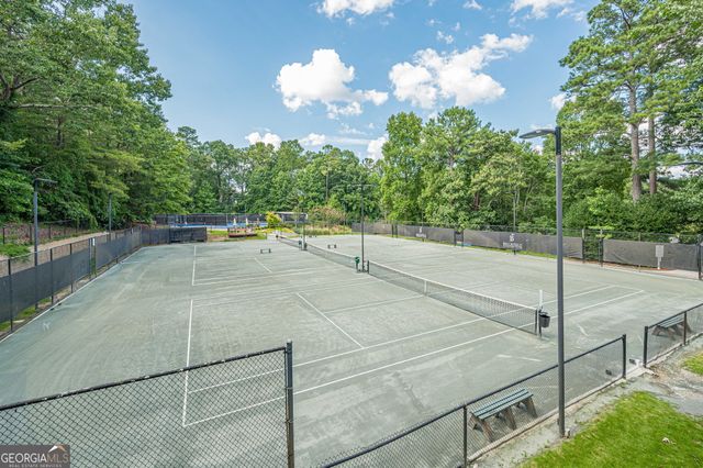 115 Farmstead Lane, Roswell, GA 30075