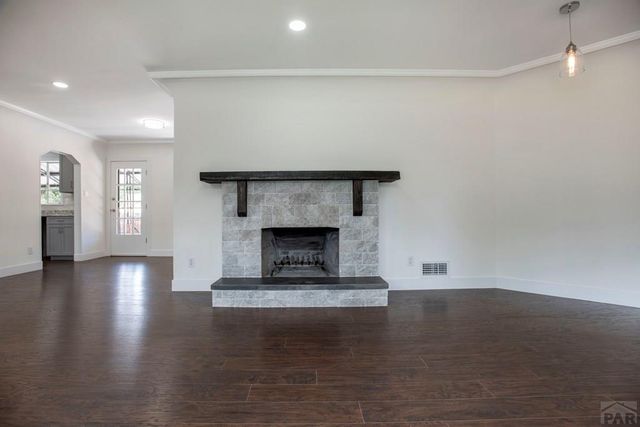 223 Goodnight Ave, Pueblo, CO 81004