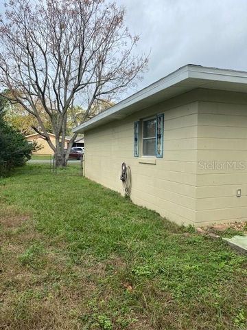 12 SPRING LOOP, Ocala, FL 34472