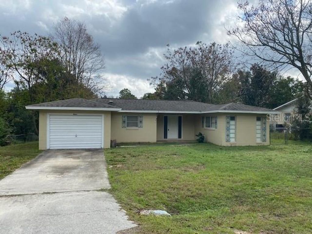 12 SPRING LOOP, Ocala, FL 34472