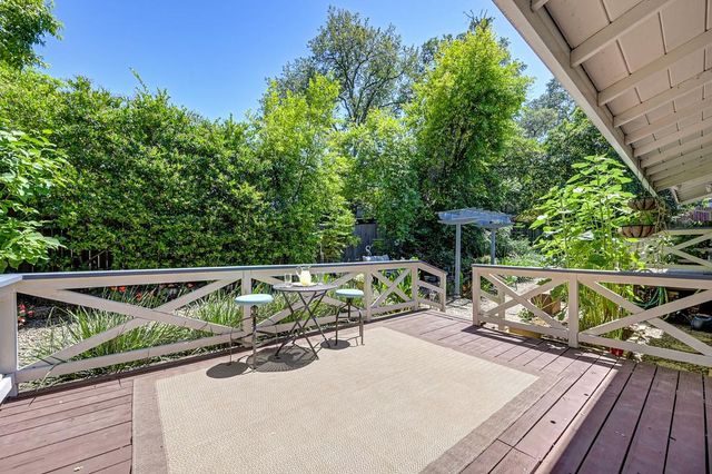 978 King Henry Way, El Dorado Hills, CA 95762